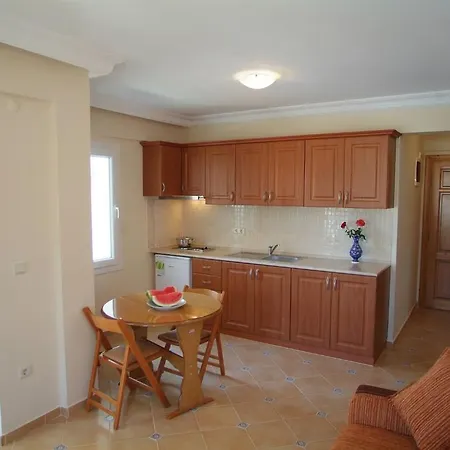 Sea Breeze And Hotel