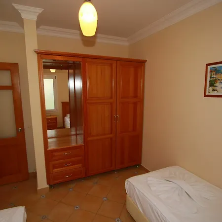 Sea Breeze And Hotel 4*