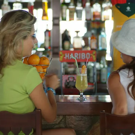 Hotel Sea Breeze And 4*