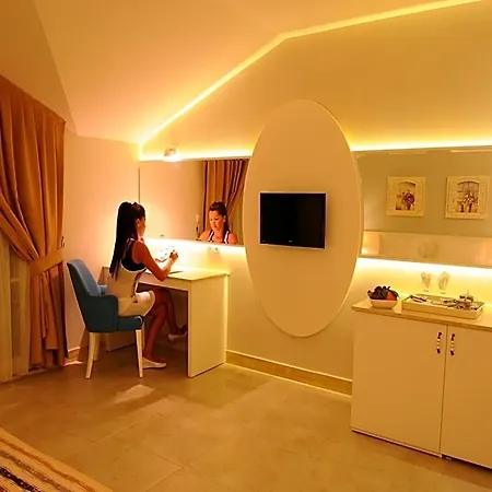 فندق وشقق سي برييز 4*