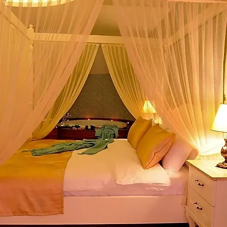 فندق وشقق سي برييز 4*