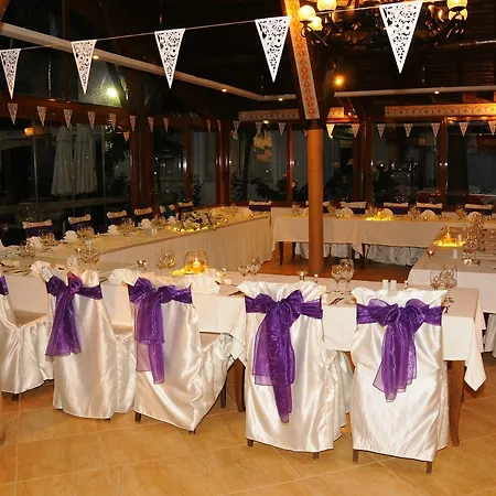 브리즈 앤드 호텔 올루데니스