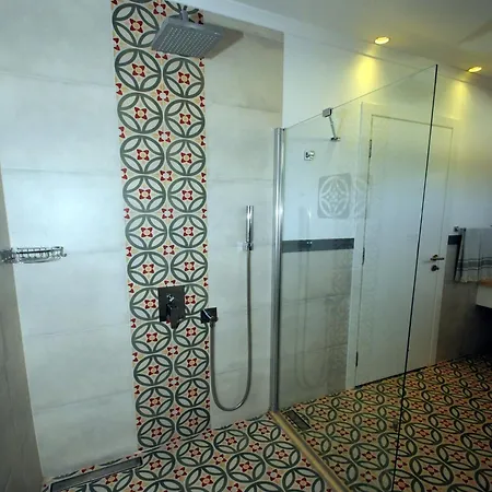 브리즈 앤드 올루데니스