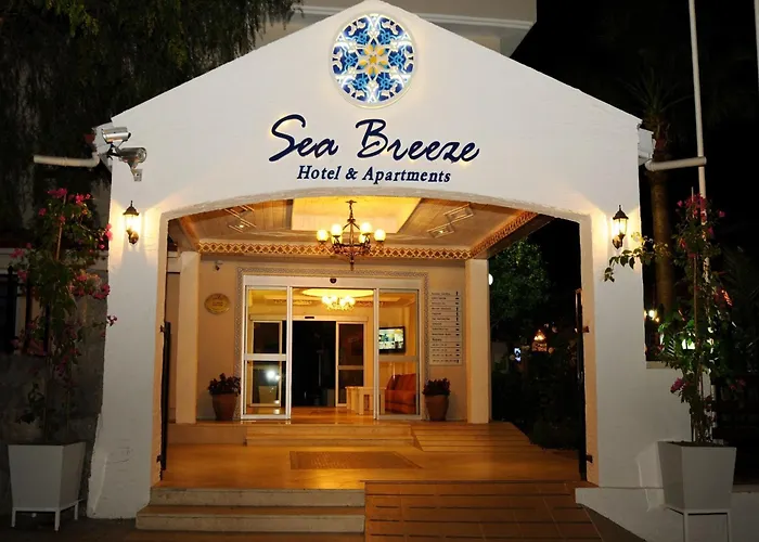 Hotell Sea Breeze And 4*