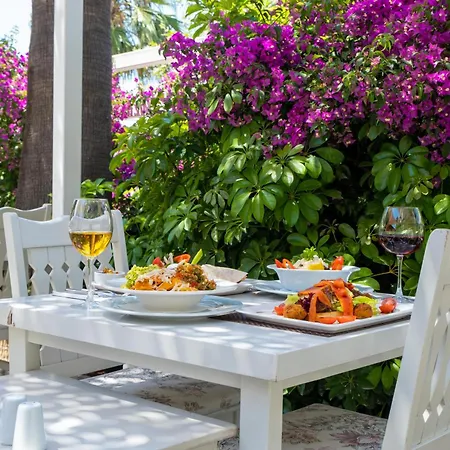 Hotell Sea Breeze And 4*