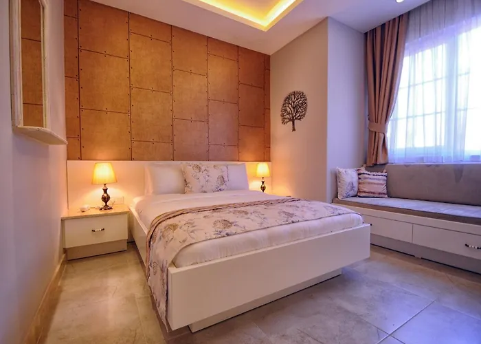 Sea Breeze And Олудениз